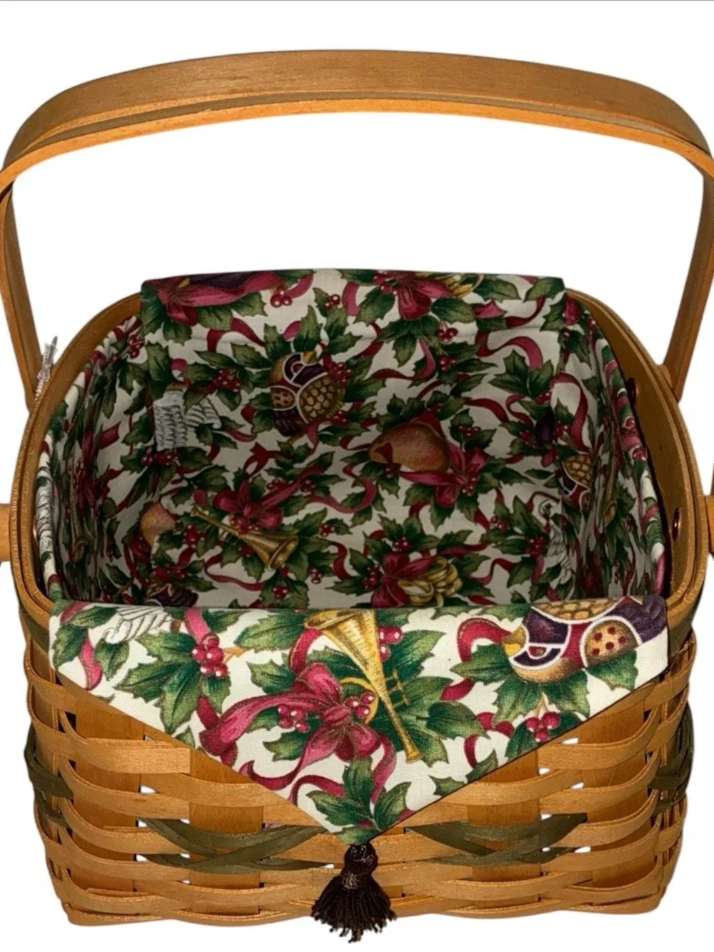 Longaberger Vintage 2000 Christmas Collection Deck the Halls Basket with liner.